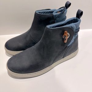 L.L.Bean Women's Blue Hiking Boots